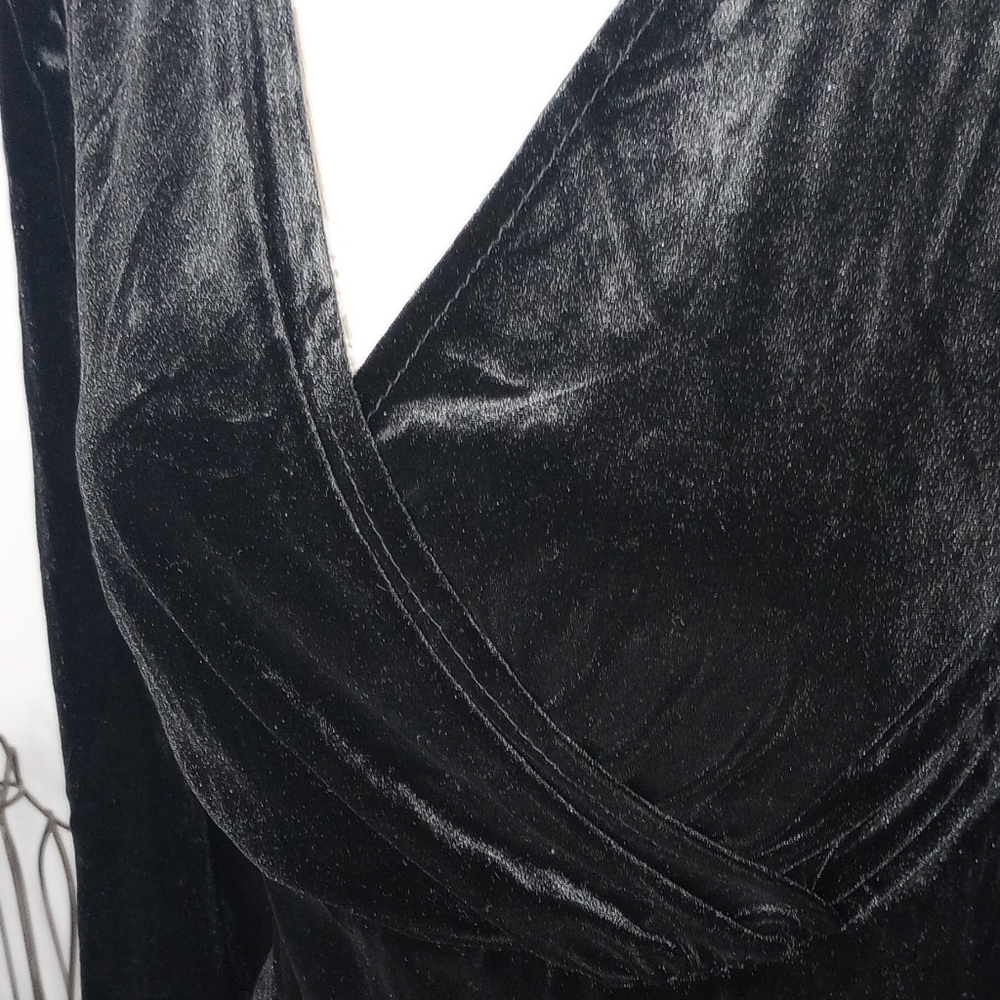 2 For $10 Black Faux Velvet  Dress Khol's - Picture 6 of 8